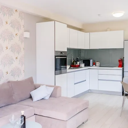 Glaros Casa - Cozy Flat With Garden Near Дом отдыха Като-Даратсо